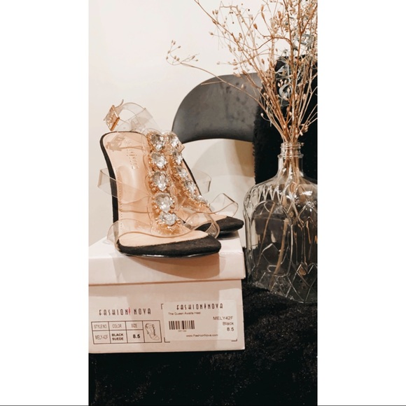 🌟SOLD🌟- FN jewelled heels size 8.5 - Picture 6 of 14